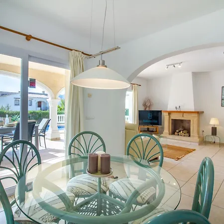 La Paloma Blanca By Abahana Calpe