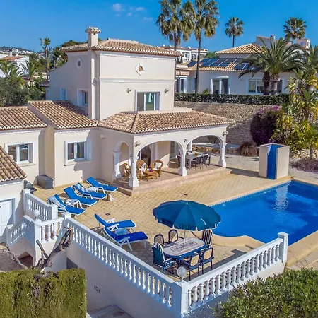 La Paloma Blanca By Abahana Calpe